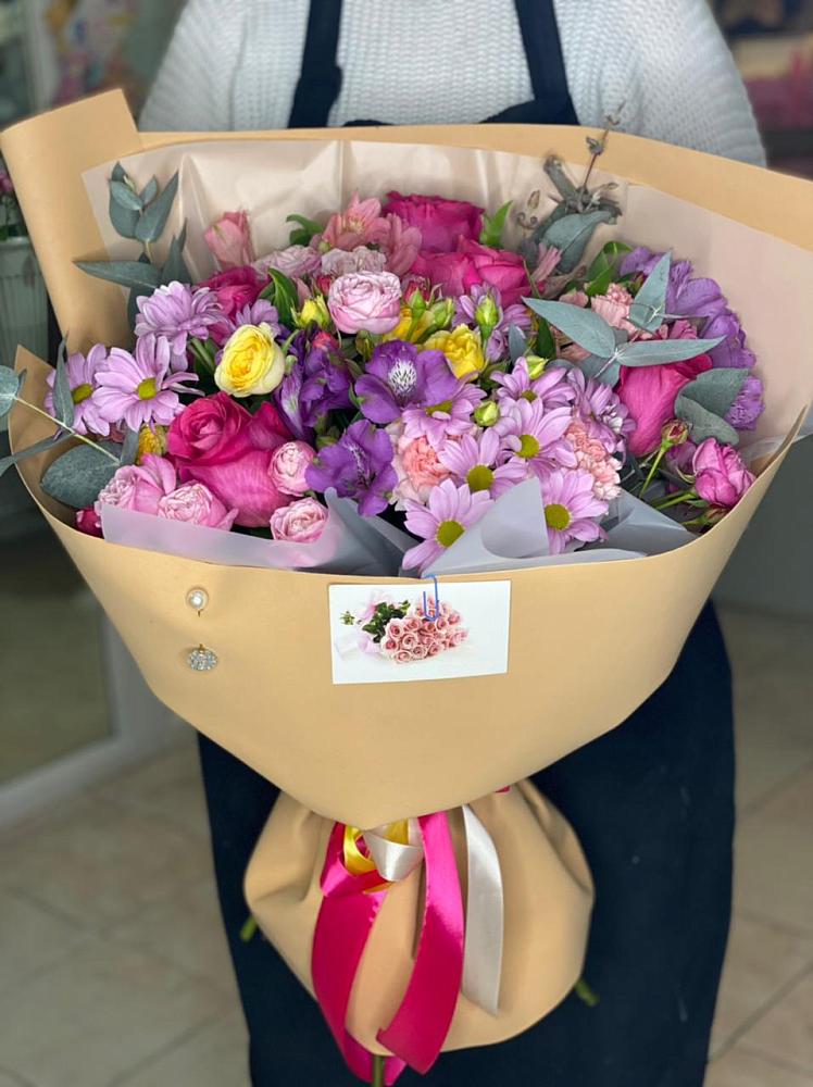 Букет цветов из: Хризантемы, Гвоздики и Альстромерии в Добрыниху