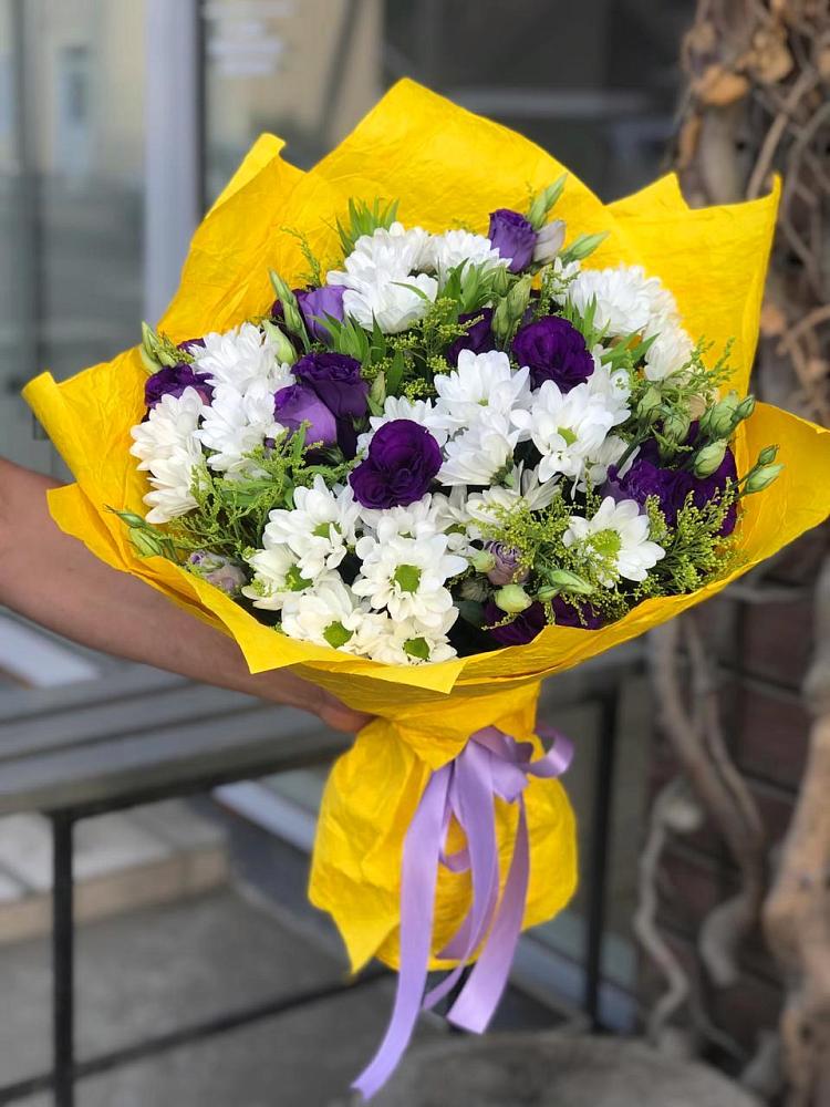 Букет цветов из: Ирисы, Хризантемы и Ромашки в Добрыниху