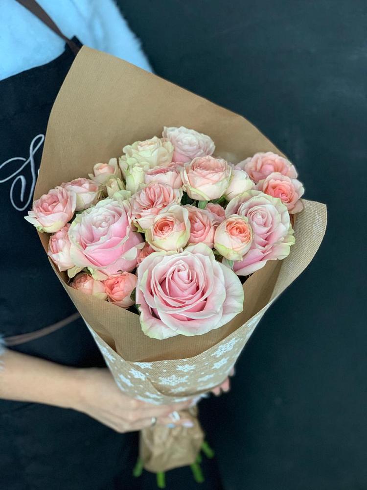 Букет цветов из: Хризантемы и Розы в Добрыниху