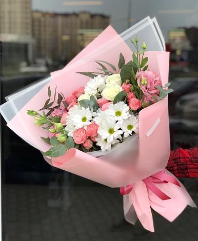Букет цветов из: Розы, Лизиантусы и Хризантемы в Добрыниху
