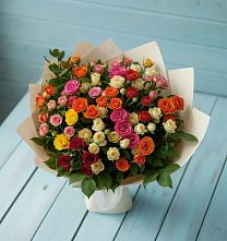 Букет Микс из разноцветных кустовых роз в Добрыниху