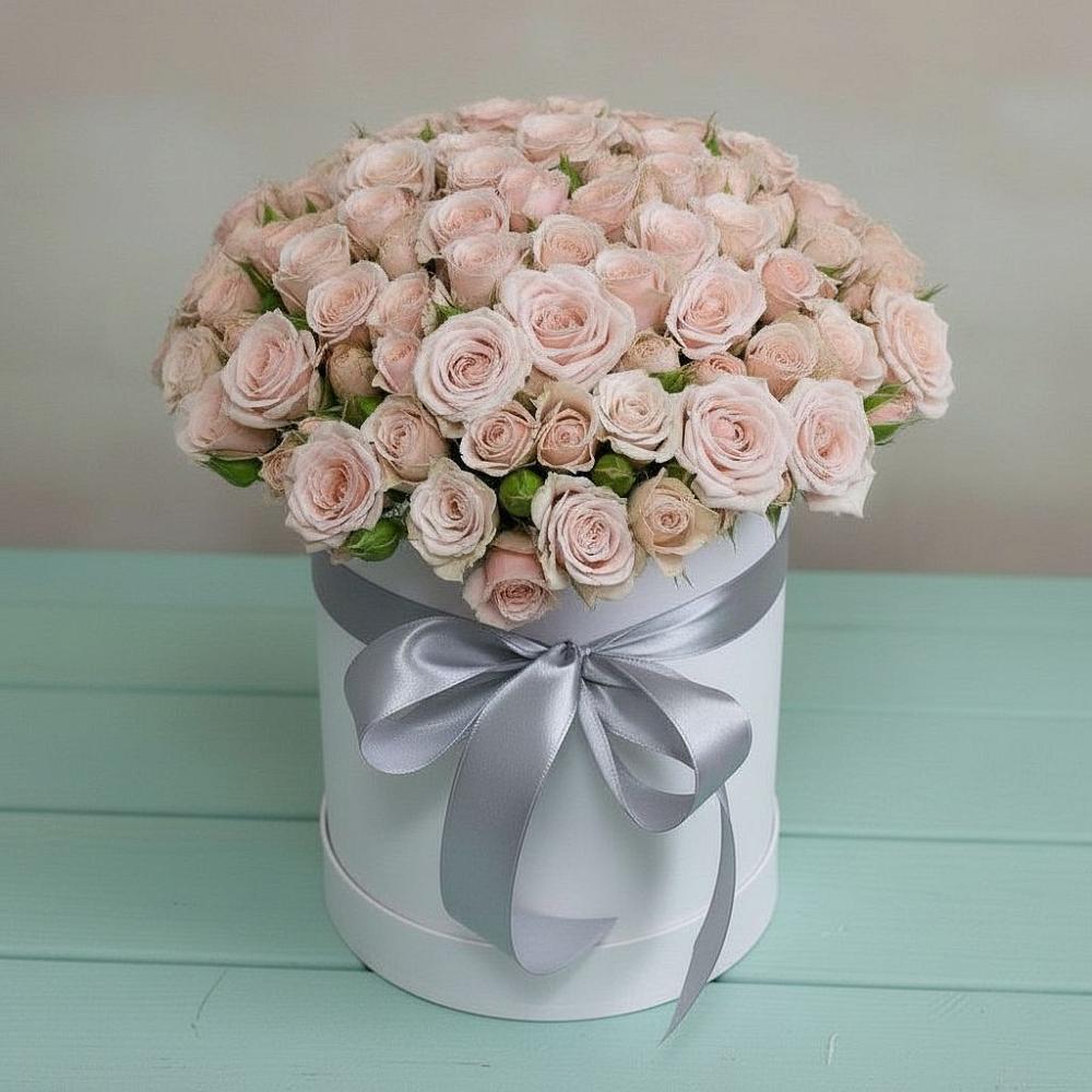 Цветочная композиция из Розы в шляпной коробке в Добрыниху